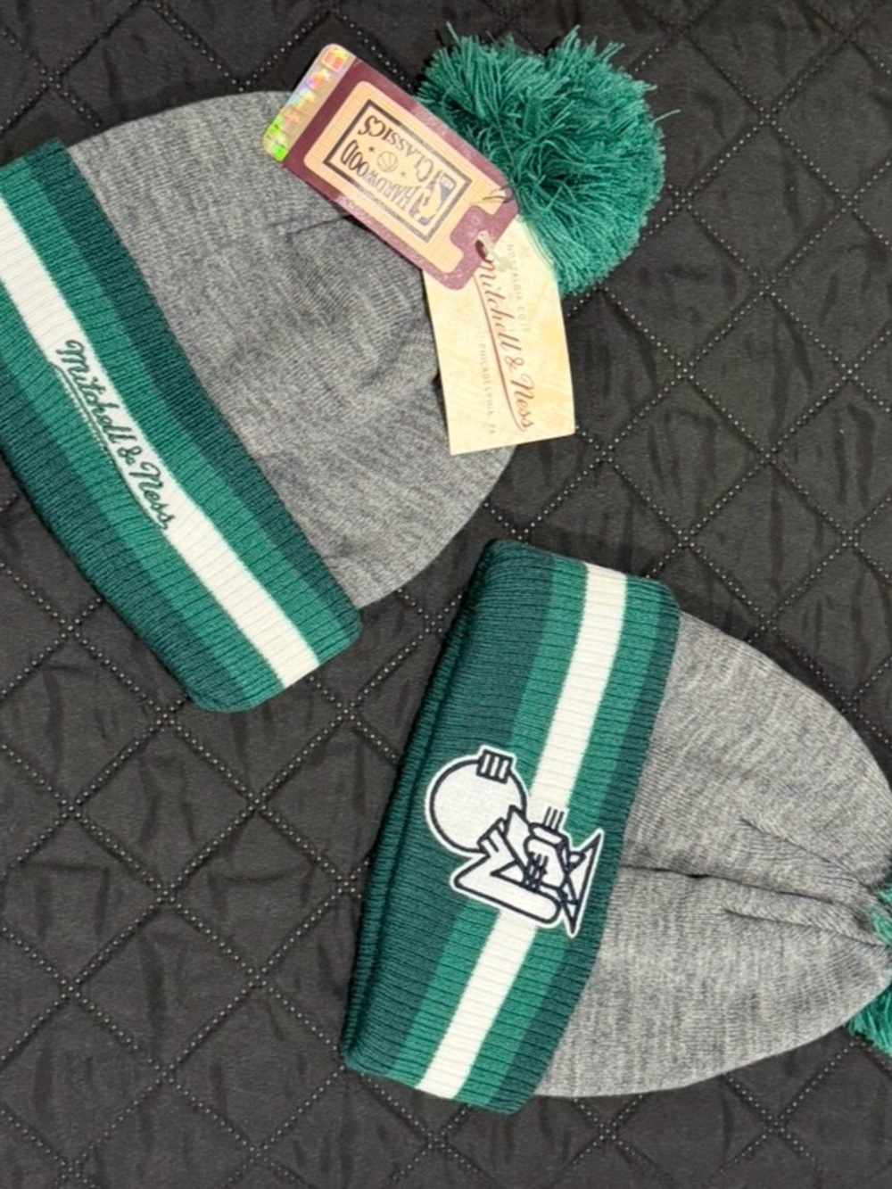 Mitchell & Ness Unisex Gray and Green Pom Beanie - Green Stripe